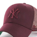 detail na logo NY Yankees na šiltovke 47 brand MVP branson KM