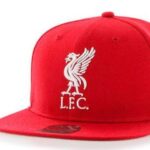 Detail loga FC Liverpool na šiltovke 47 brand NO Shot